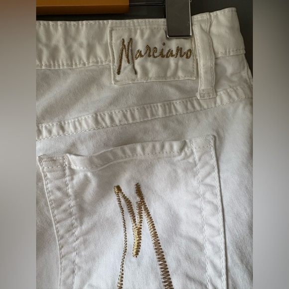 Marciano, size 28, white with gold accents jeans, cotton blend, slim leg - Picture 4 of 6
